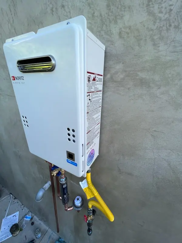 Tankless water heater installation for Carlinville homes